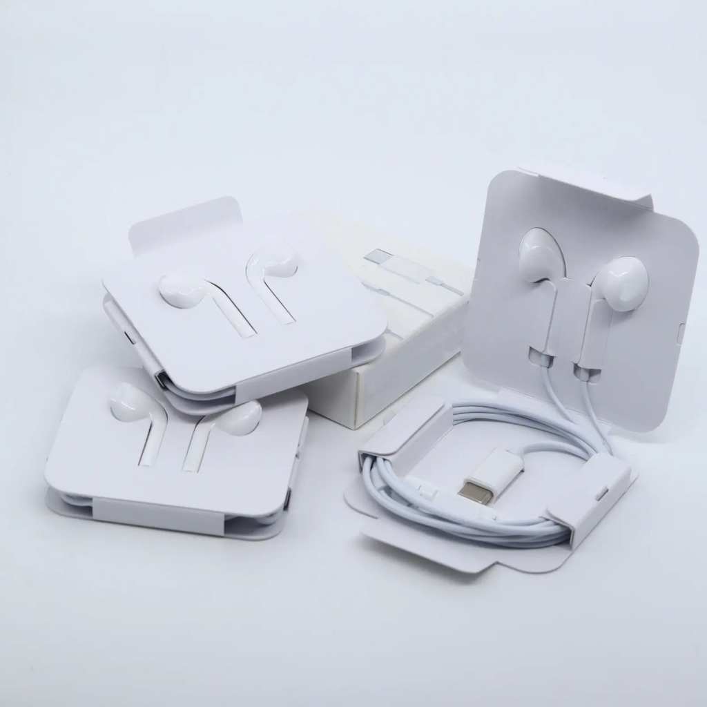 C yype wired earphones