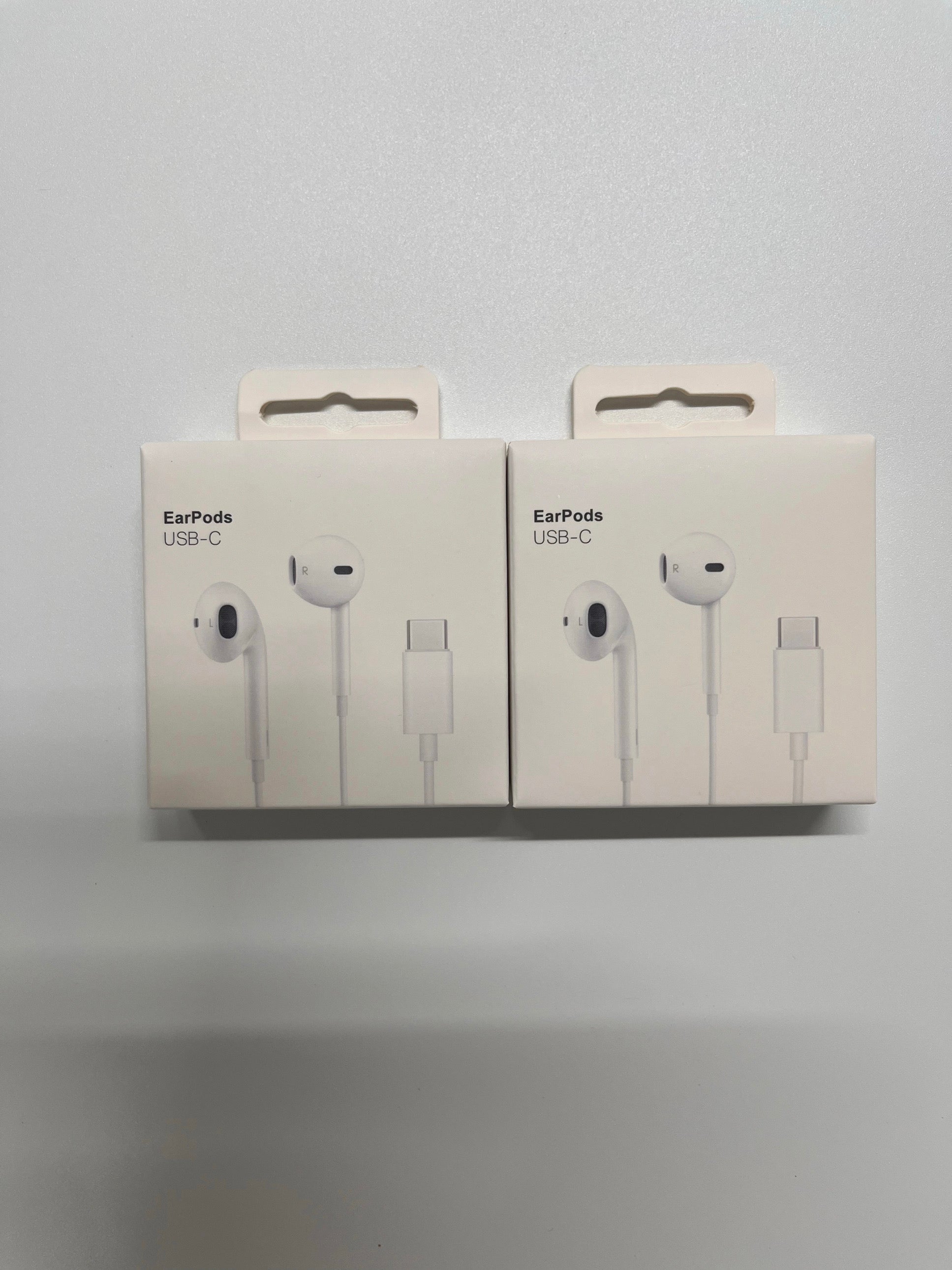 USB C Earbuds for IOS (MOQ 10 pcs)